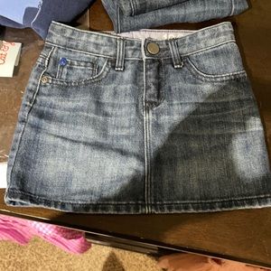 BabyGap 1969 Jean skirt girls size 4years